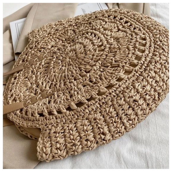 Boho Straw Round Large Capacity Shoulder Bag - Picture 4 of 8